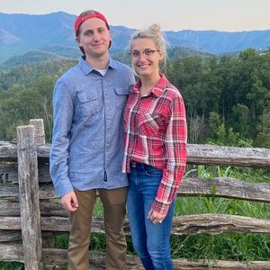 Meet your Posher, Abby